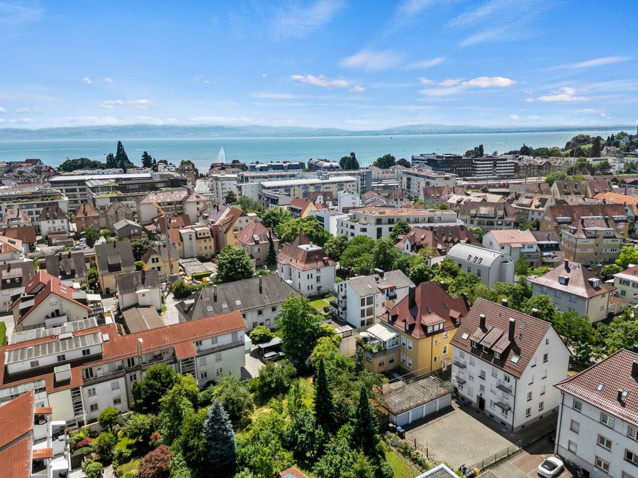 Luftbild der Riedleparkstraße mit Blick zum Bodensee